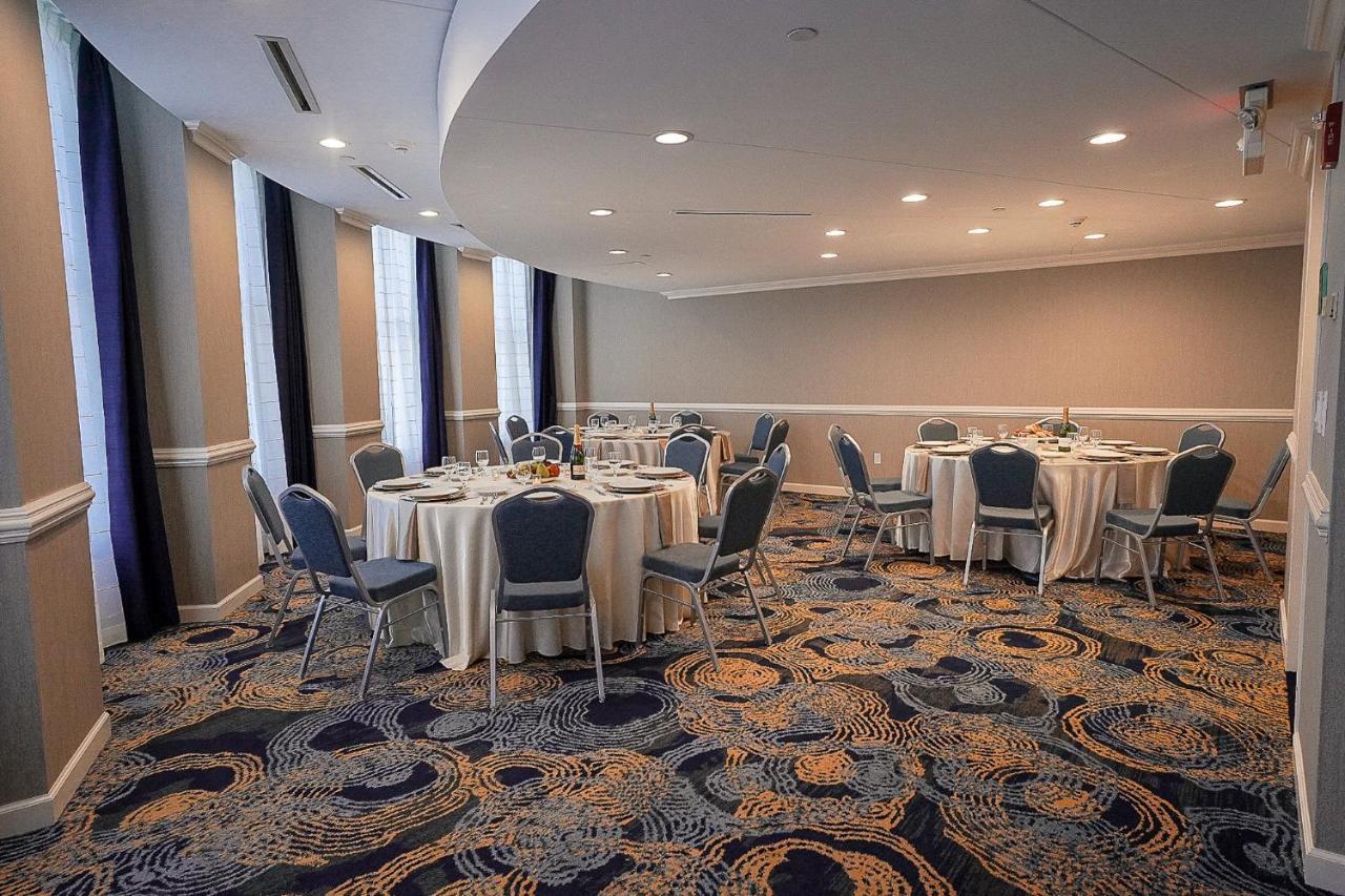 Готель Crowne Plaza Cleveland At Playhouse Square By Ihg Екстер'єр фото