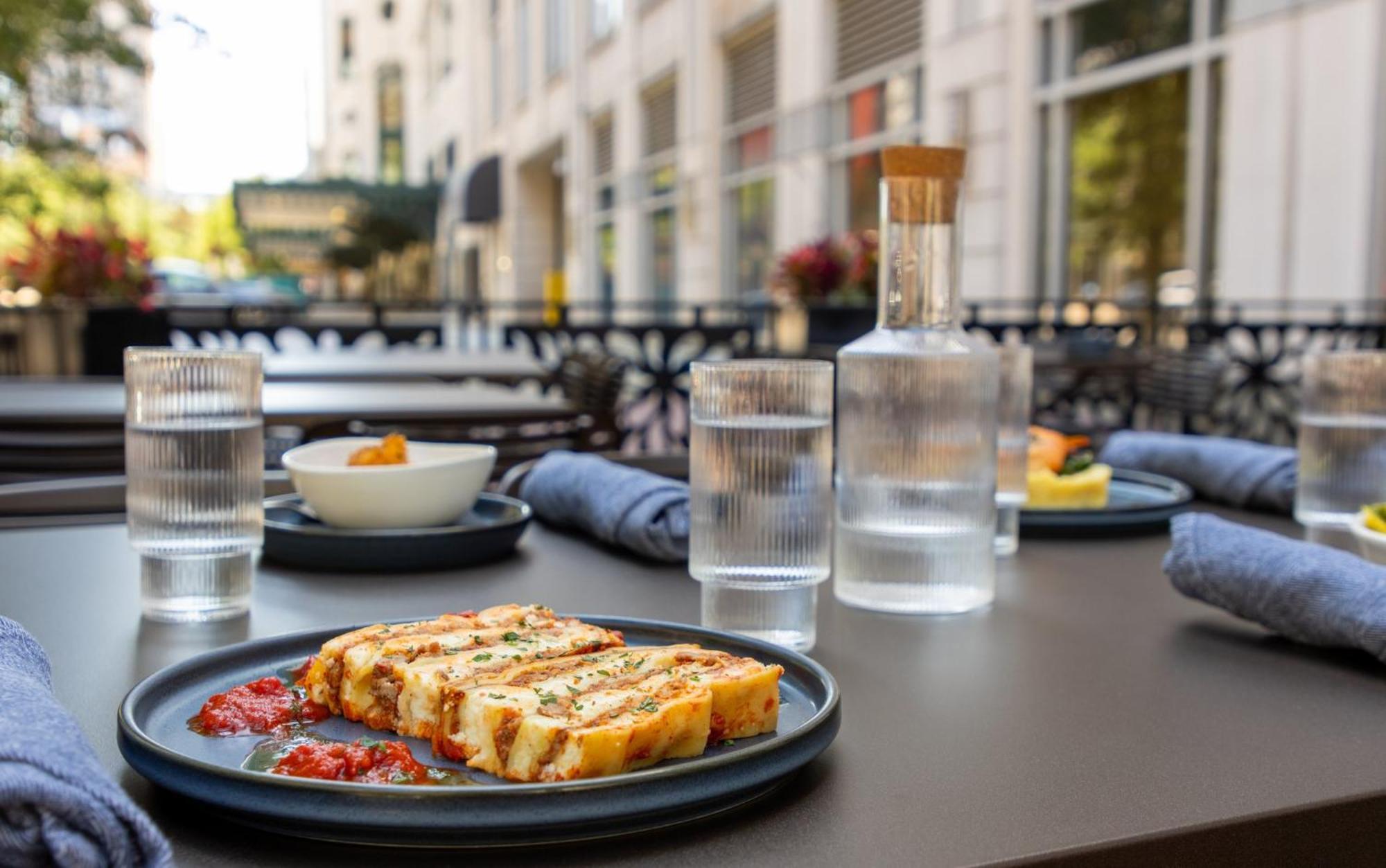 Готель Crowne Plaza Cleveland At Playhouse Square By Ihg Екстер'єр фото